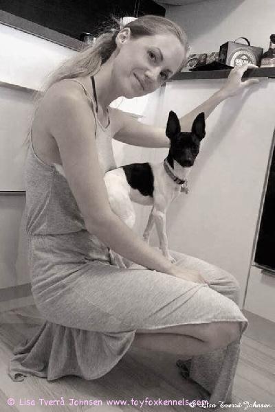 Norjassa asuva 'PR' Dunkel's Zaki aka Burre ja omistajansa Lisa Tverrå Johnsen.